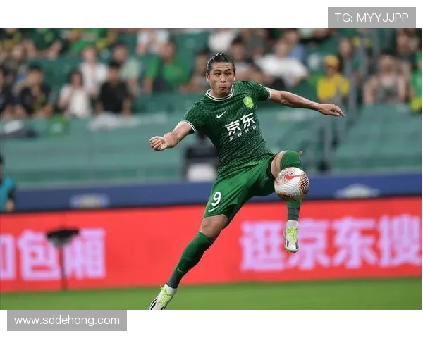 张玉宁状态回暖引领前锋线期待在国家队比赛中继续担当核心