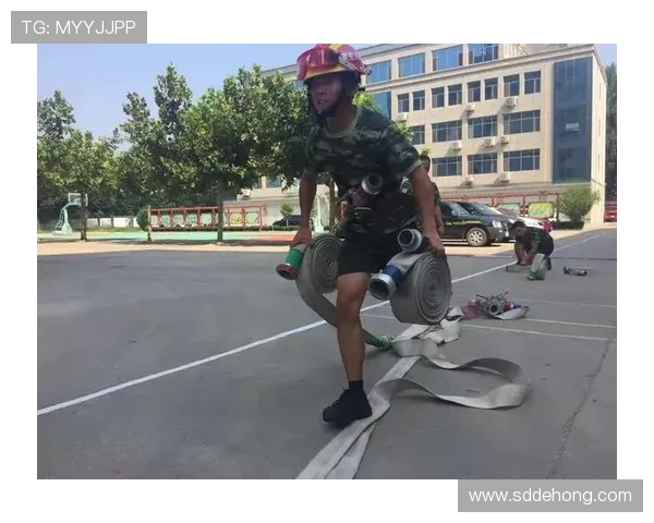 重庆滑板队防守战术深度分析与实战应用探讨