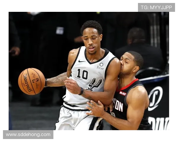 火箭激战马刺年轻核心闪耀全场双方鏖战展现新赛季激情 火箭激战马刺年轻核心闪耀全场双方鏖战展现新赛季激情